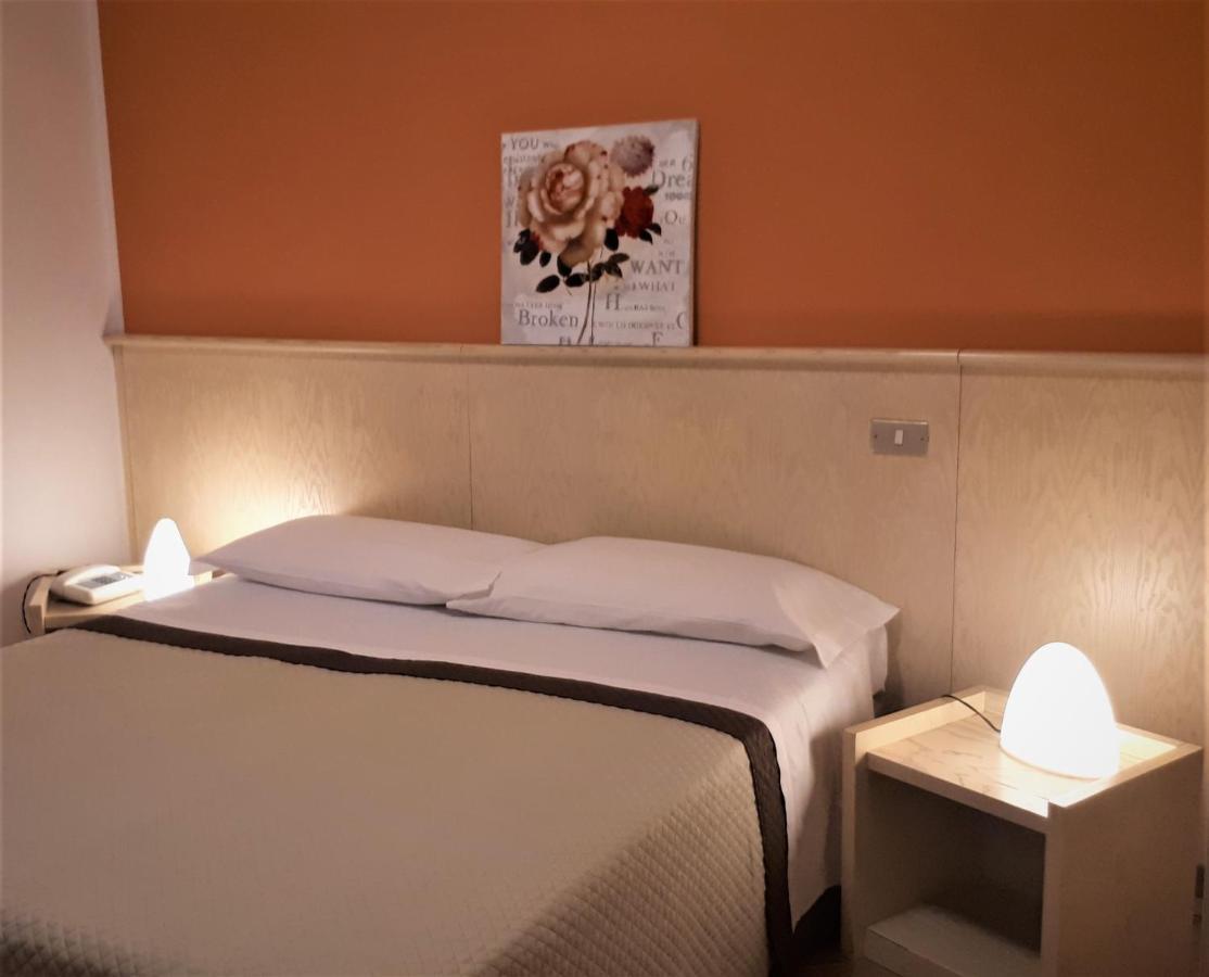 Hotel Kristall Orvieto Exterior photo